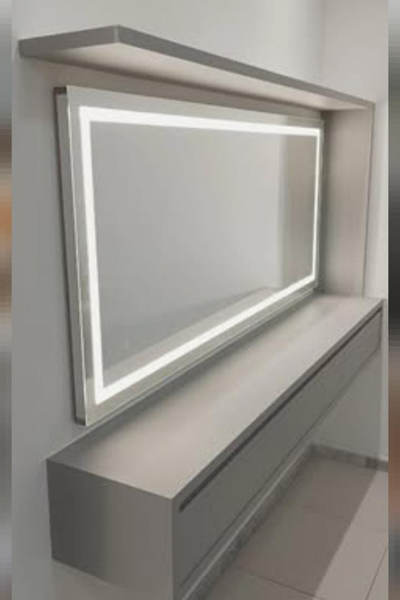 Painel de TV com led e rack